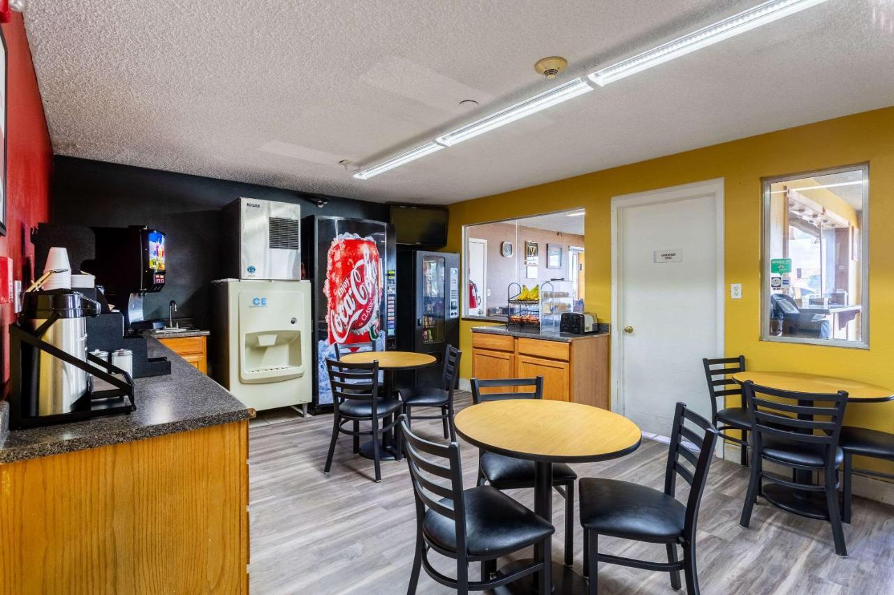 Econo Lodge Gallup Exterior photo