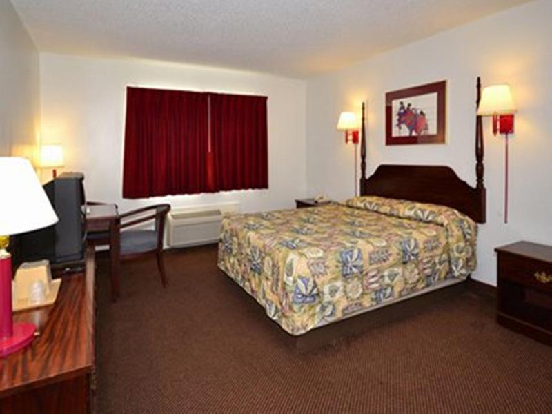 Econo Lodge Gallup Room photo